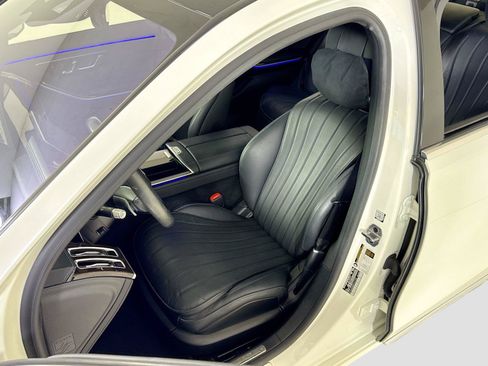 Used 2023 Mercedes-Benz S 500 4MATIC image 14