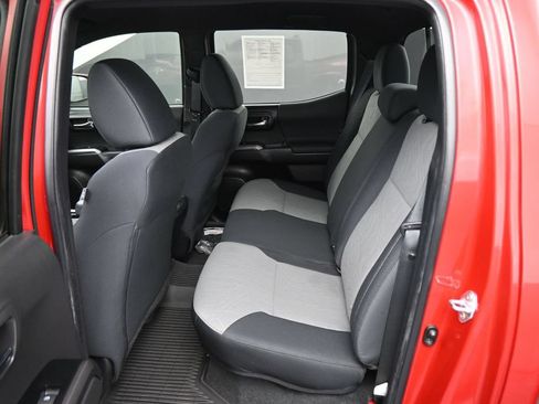 Used 2023 Toyota Tacoma TRD Sport w/ Advanced Technology Package AWD/4WD image 17