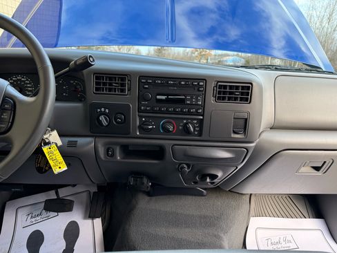 Used 2003 Ford F250 Lariat image 56