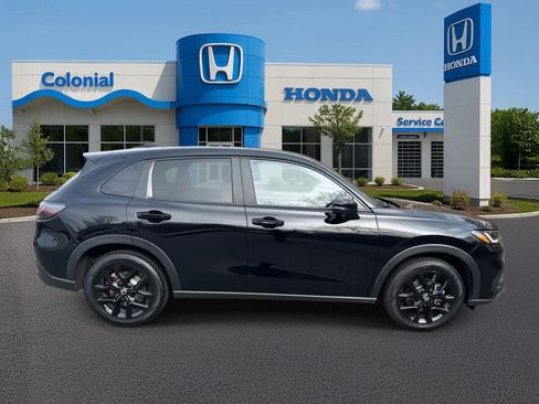 Used 2024 Honda HR-V Sport image 8
