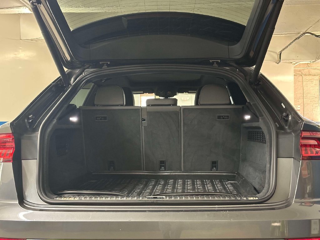Used 2019 Audi Q8 Premium w/ Convenience Package AWD/4WD image 37