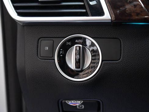 Used 2017 Mercedes-Benz GLS 550 550 4MATIC image 41