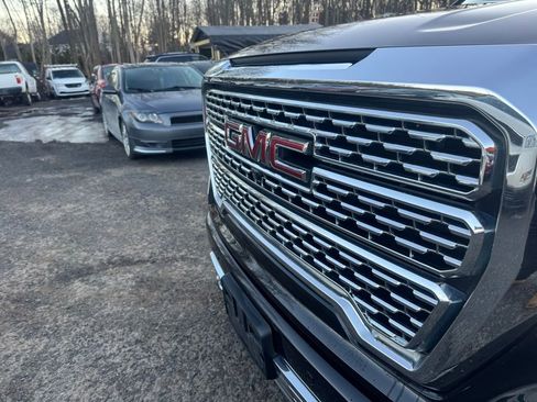 Used 2019 GMC Sierra 1500 Denali w/ Denali Ultimate Package image 9