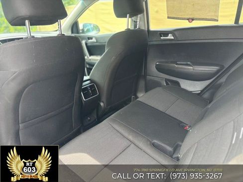 Used 2022 Kia Sportage LX w/ LX AWD Value Edition Package image 8