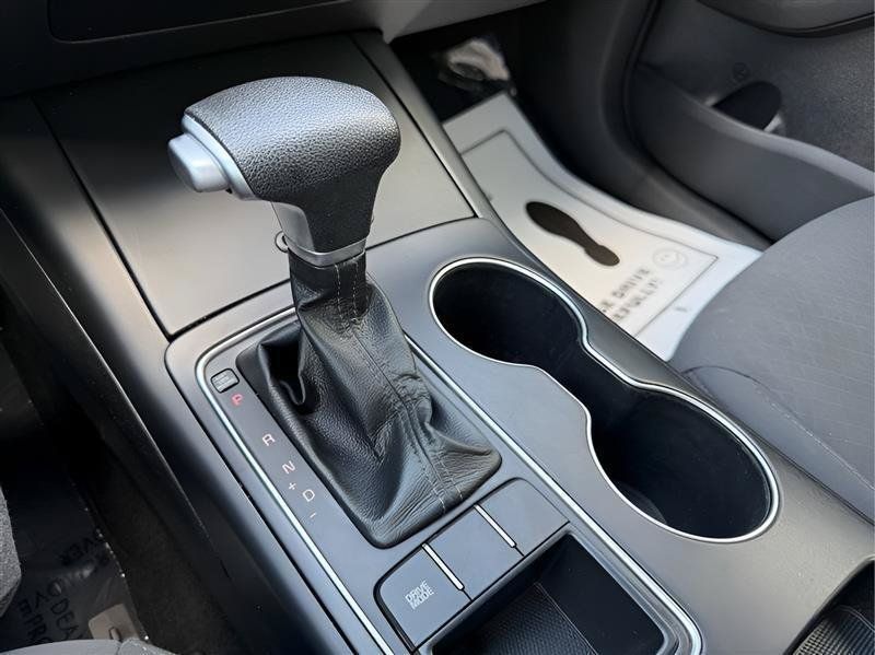Used 2020 Kia Sorento FWD V6 image 44