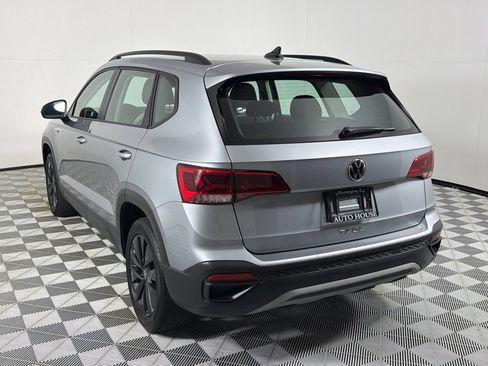 Used 2022 Volkswagen Taos S FWD image 7