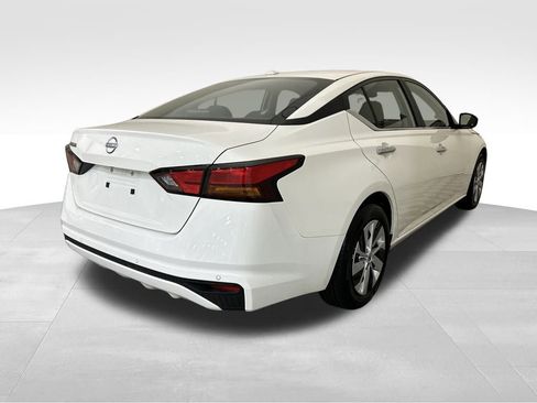 Used 2025 Nissan Altima 2.5 S image 5