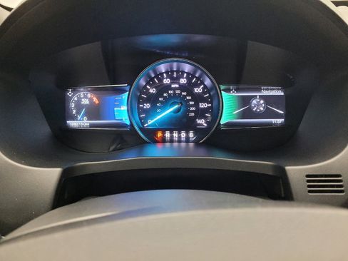 Used 2017 Ford Explorer XLT w/ Equipment Group 202A FWD image 23