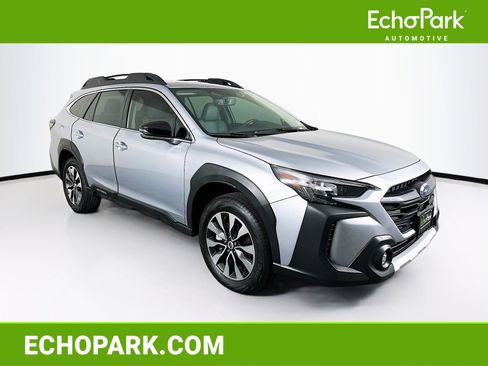 Used 2025 Subaru Outback Limited AWD/4WD image 1