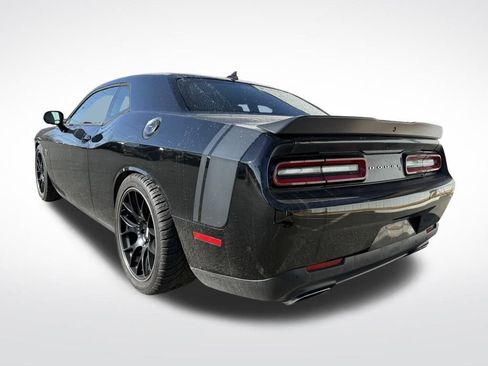 Used 2016 Dodge Challenger R/T Scat Pack w/ Leather Interior Group image 4