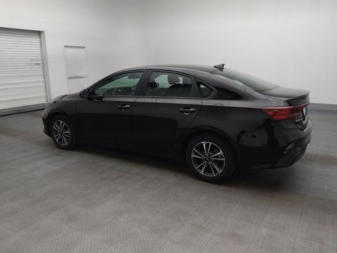 Used 2024 Kia Forte LXS FWD image 3