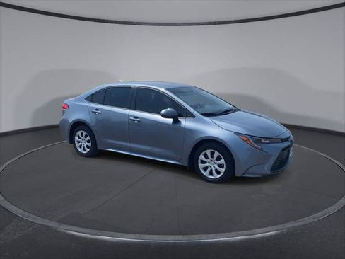 Certified 2026 Toyota Corolla LE FWD image 3
