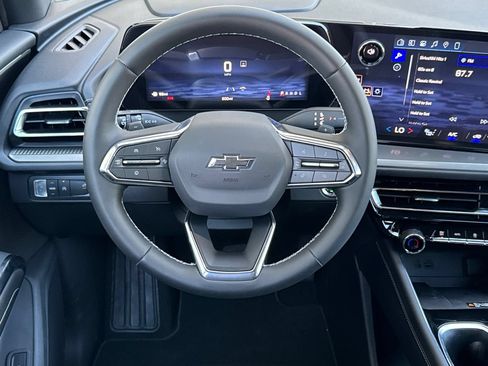 New 2026 Chevrolet Traverse LT w/ Midnight/Sport Edition FWD image 13