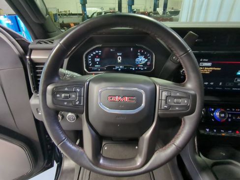 Used 2025 GMC Sierra 2500 AT4X AWD/4WD image 22