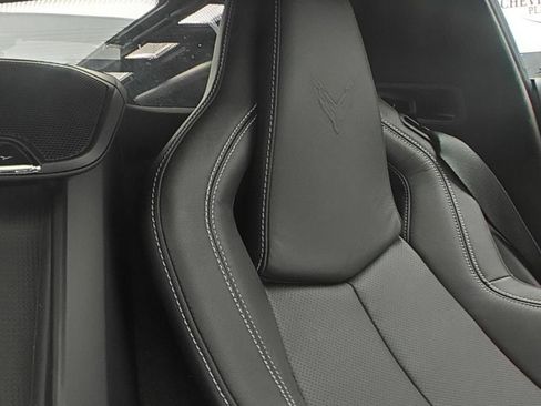 Used 2020 Chevrolet Corvette Stingray Coupe w/ 1LT RWD image 11