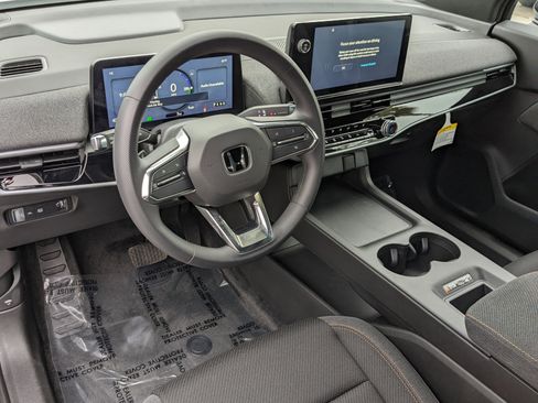 New 2025 Honda Prologue EX image 14