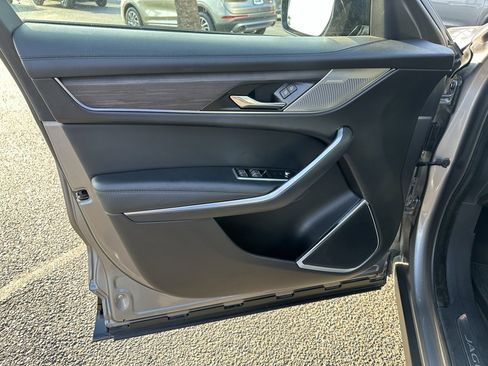 Used 2022 Jaguar F-PACE S image 10