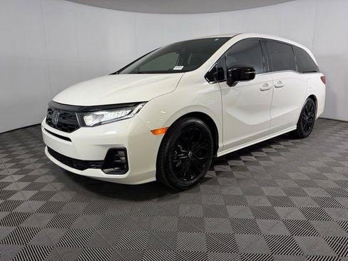 Used 2025 Honda Odyssey Sport-L image 2