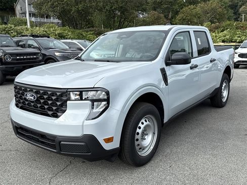 New 2025 Ford Maverick XL w/ Equipment Group 101A image 7