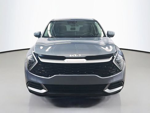 Used 2024 Kia Sportage EX FWD image 2