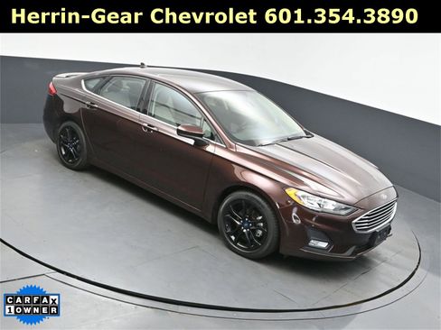Used 2019 Ford Fusion SE w/ Equipment Group 151A image 1