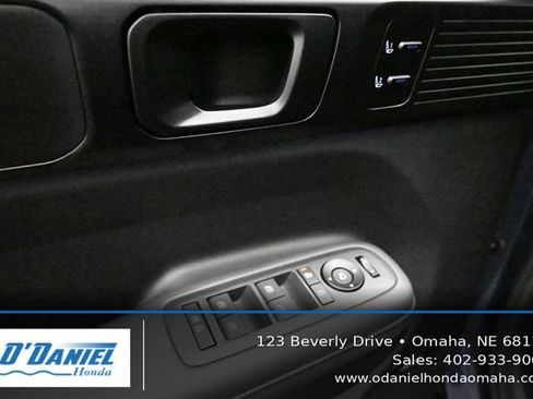 Used 2025 Hyundai Santa Fe Calligraphy AWD/4WD image 24