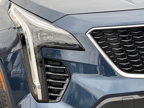 Used 2020 Cadillac XT4 Sport w/ Cold Weather Package image 10