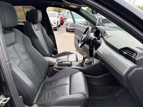 Used 2023 Audi Q3 2.0T Premium Plus w/ Premium Plus Package AWD/4WD image 27