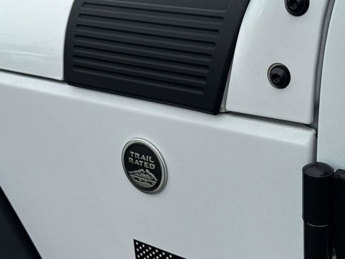 Used 2017 Jeep Wrangler Unlimited Sport w/ Quick Order Package 24S image 9