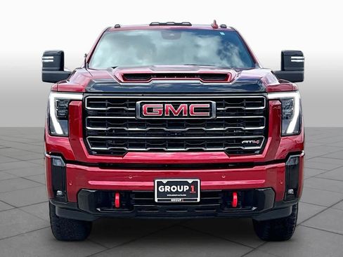 Used 2025 GMC Sierra 2500 AT4 w/ AT4 Premium Plus Package image 4