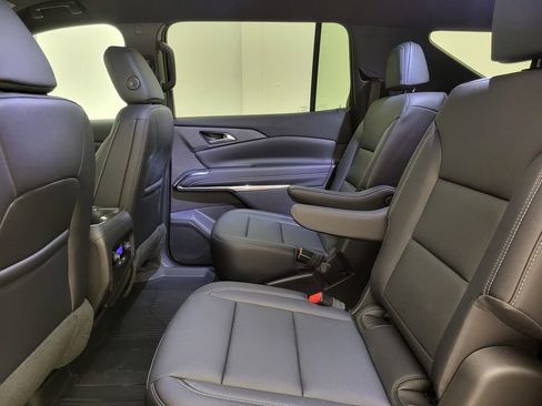 New 2026 Chevrolet Traverse LT w/ Midnight/Sport Edition image 42