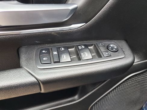 Used 2019 RAM 1500 Big Horn AWD/4WD image 16