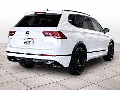 Used 2020 Volkswagen Tiguan SE R-Line FWD image 9