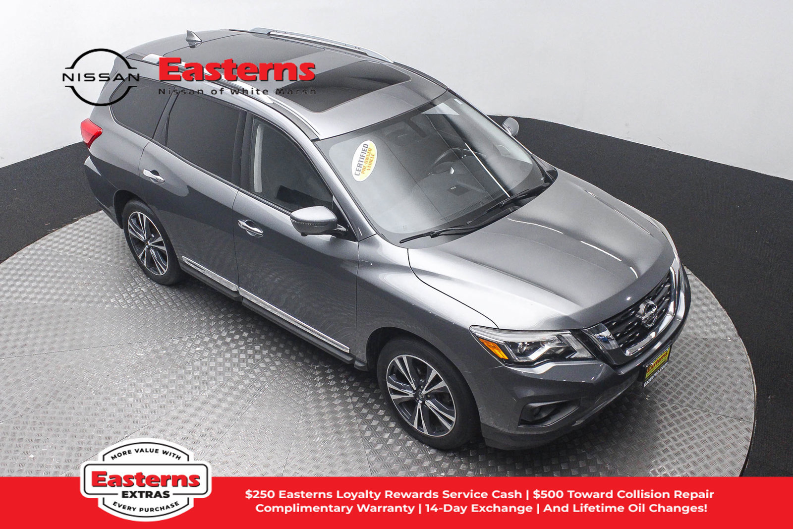 Used 2020 Nissan Pathfinder Platinum AWD/4WD image 3