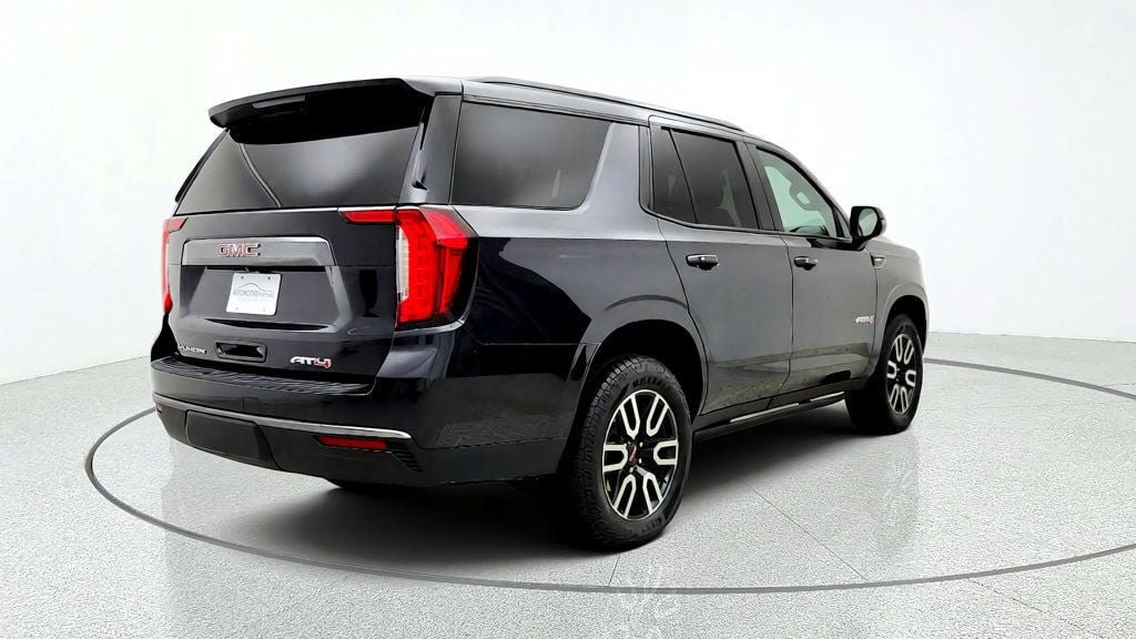 Used 2023 GMC Yukon AT4 AWD/4WD image 5