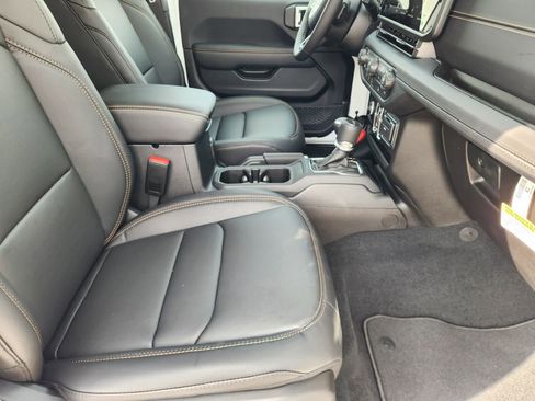 New 2026 Jeep Gladiator Sport image 13