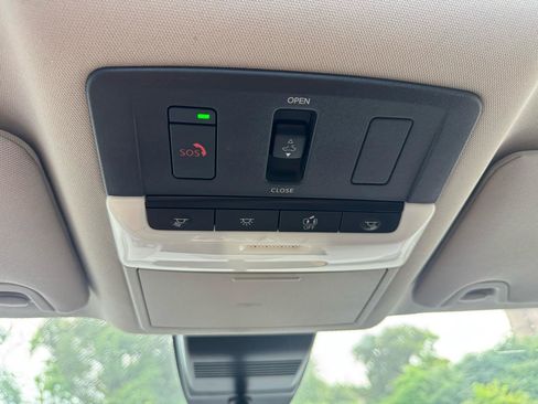 Used 2023 Nissan Altima 2.5 SV w/ SV Premium Package FWD image 33