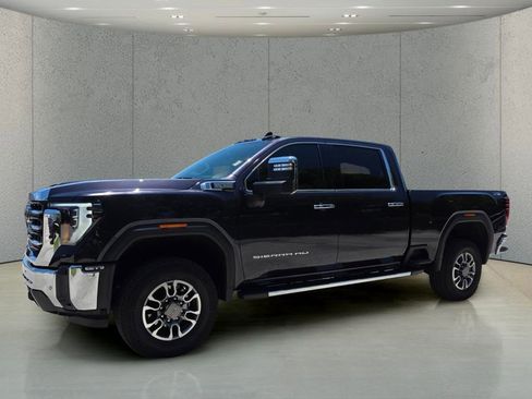 Used 2025 GMC Sierra 3500 SLT w/ SLT Convenience Package AWD/4WD image 7