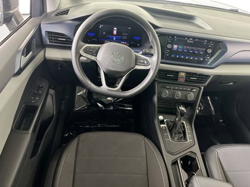 Used 2022 Volkswagen Taos SE FWD image 22
