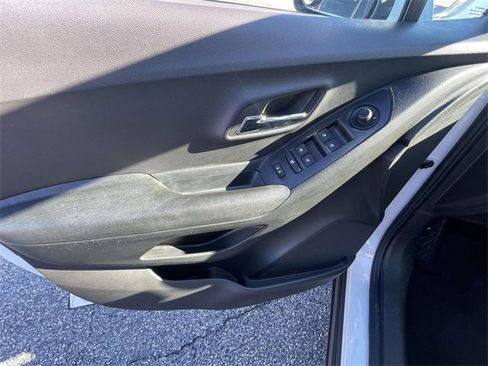 Used 2016 Chevrolet Trax LS image 16