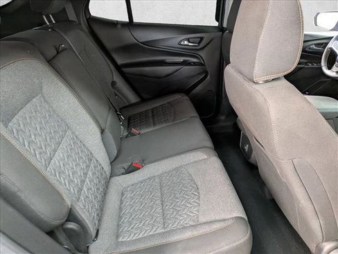 Used 2022 Chevrolet Equinox LT FWD image 27