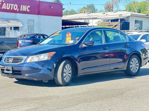 Used 2009 Honda Accord LX image 2
