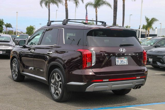Certified 2023 Hyundai Palisade Limited FWD image 8
