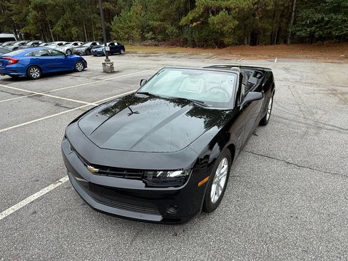 Used 2015 Chevrolet Camaro LT image 18