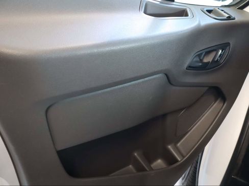 Used 2023 Ford Transit 350 XLT image 18