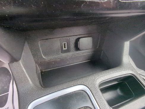 Used 2019 Ford Escape SE AWD/4WD image 30