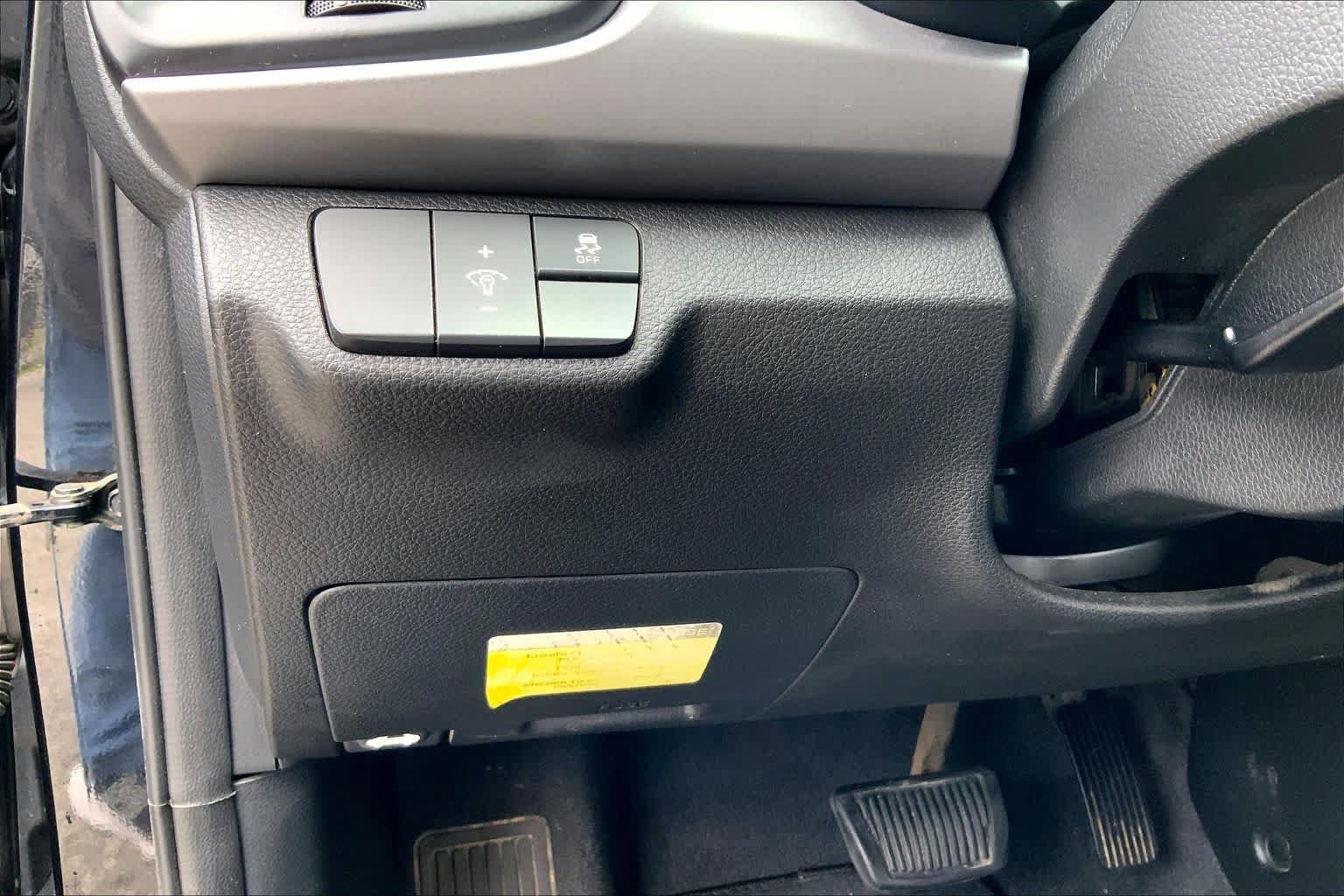 Used 2021 Kia Rio LX FWD image 33