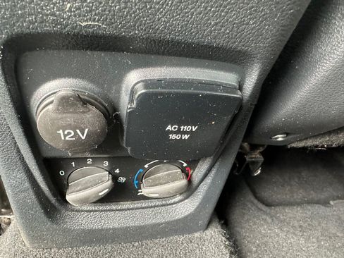 Used 2021 Ford Transit Connect XLT FWD image 21