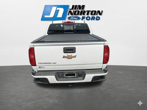 Used 2018 Chevrolet Colorado Z71 AWD/4WD image 9