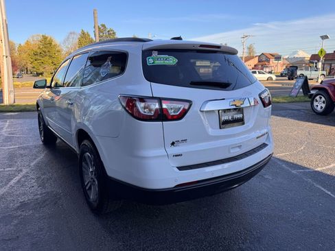 Used 2016 Chevrolet Traverse LT AWD/4WD image 9